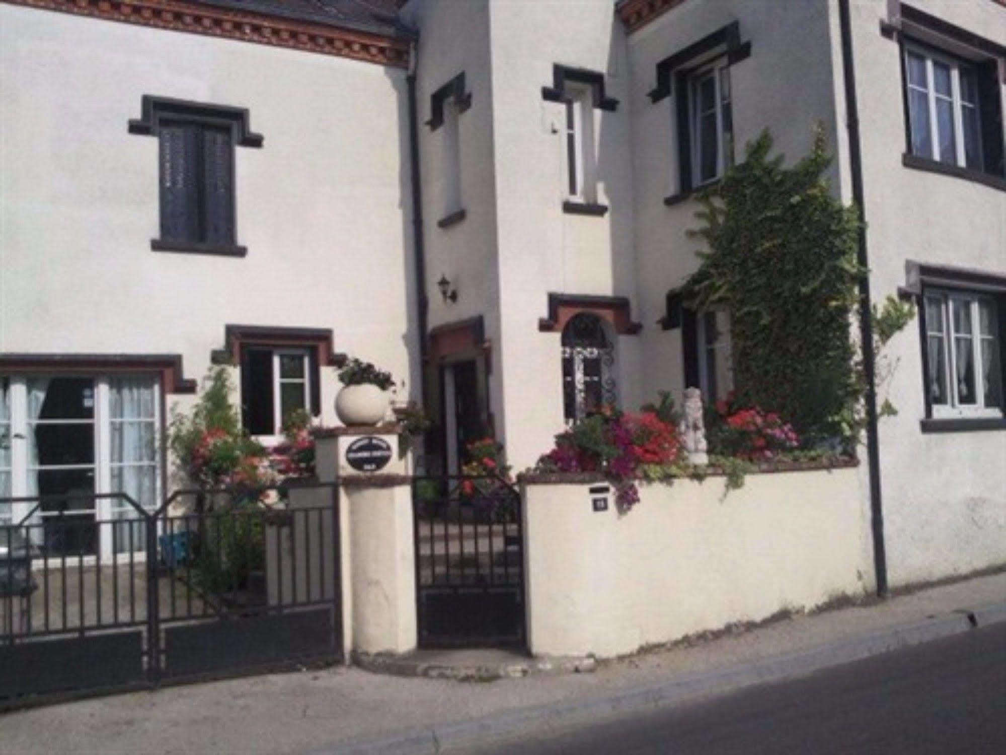 Sunset House Chambres De Hotes Magnac-Laval Εξωτερικό φωτογραφία